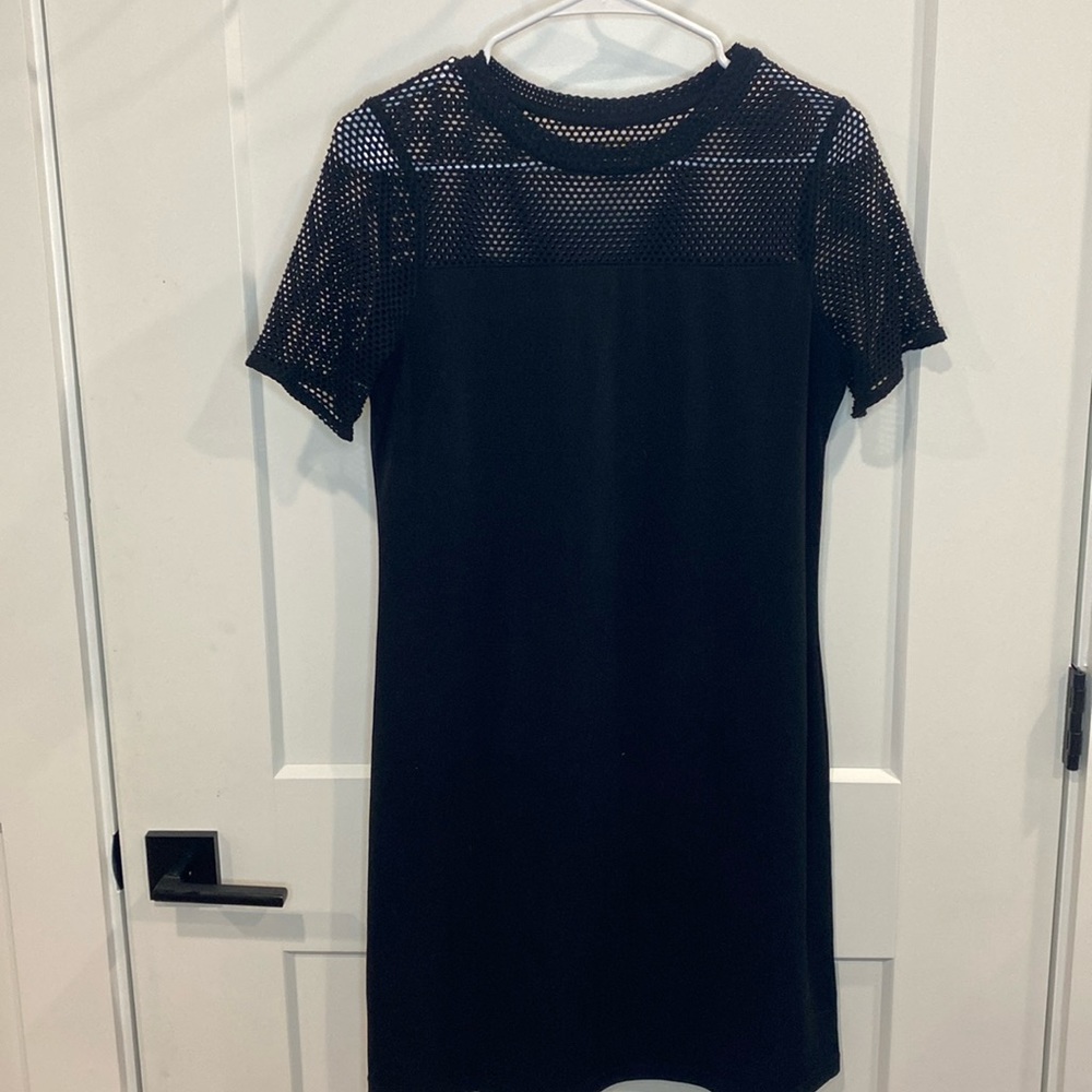 Michael Kors Black Mesh Eyelit
Dress like new size S